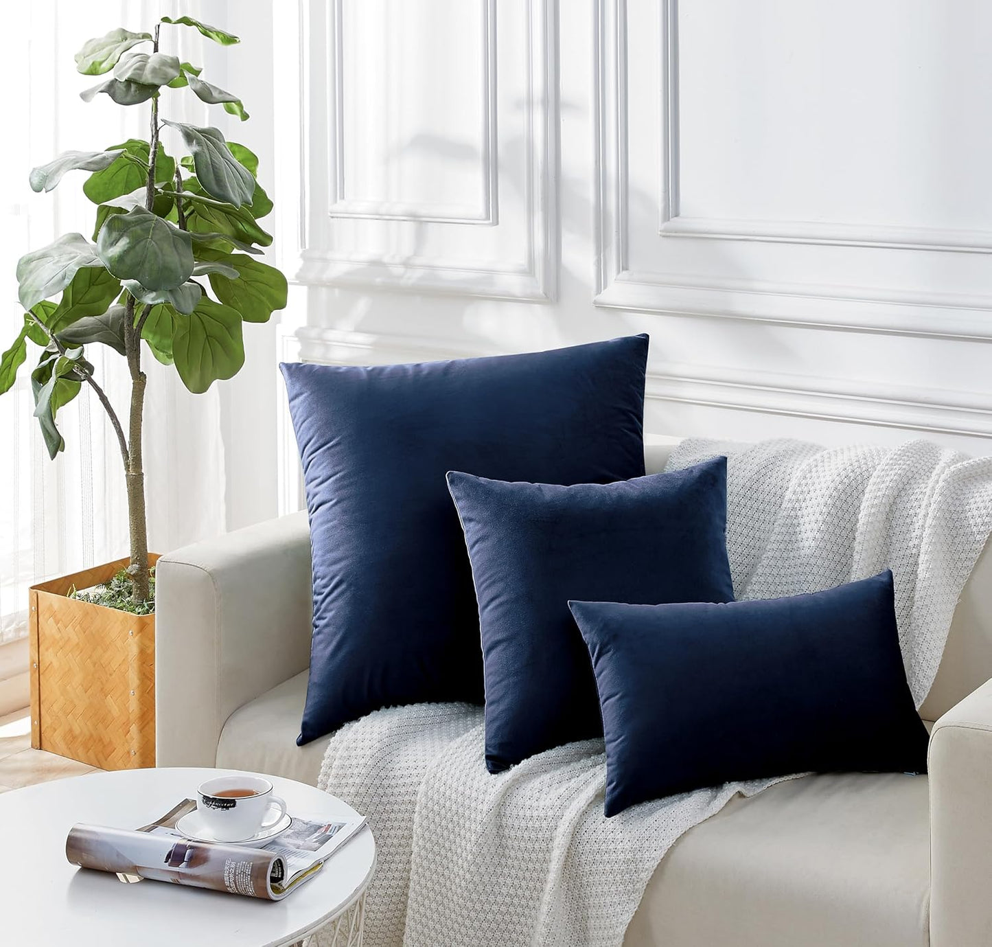 Twin-Pack Velvet Cushion Covers - Soft Microfibre Cushion Covers with Hidden Zipper (Navy Blue, 30cm*50cm)